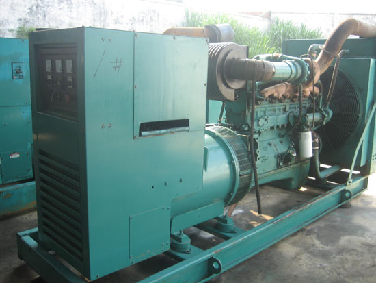 海曙租赁发电机- 发电机碳刷磨损的原因是什么