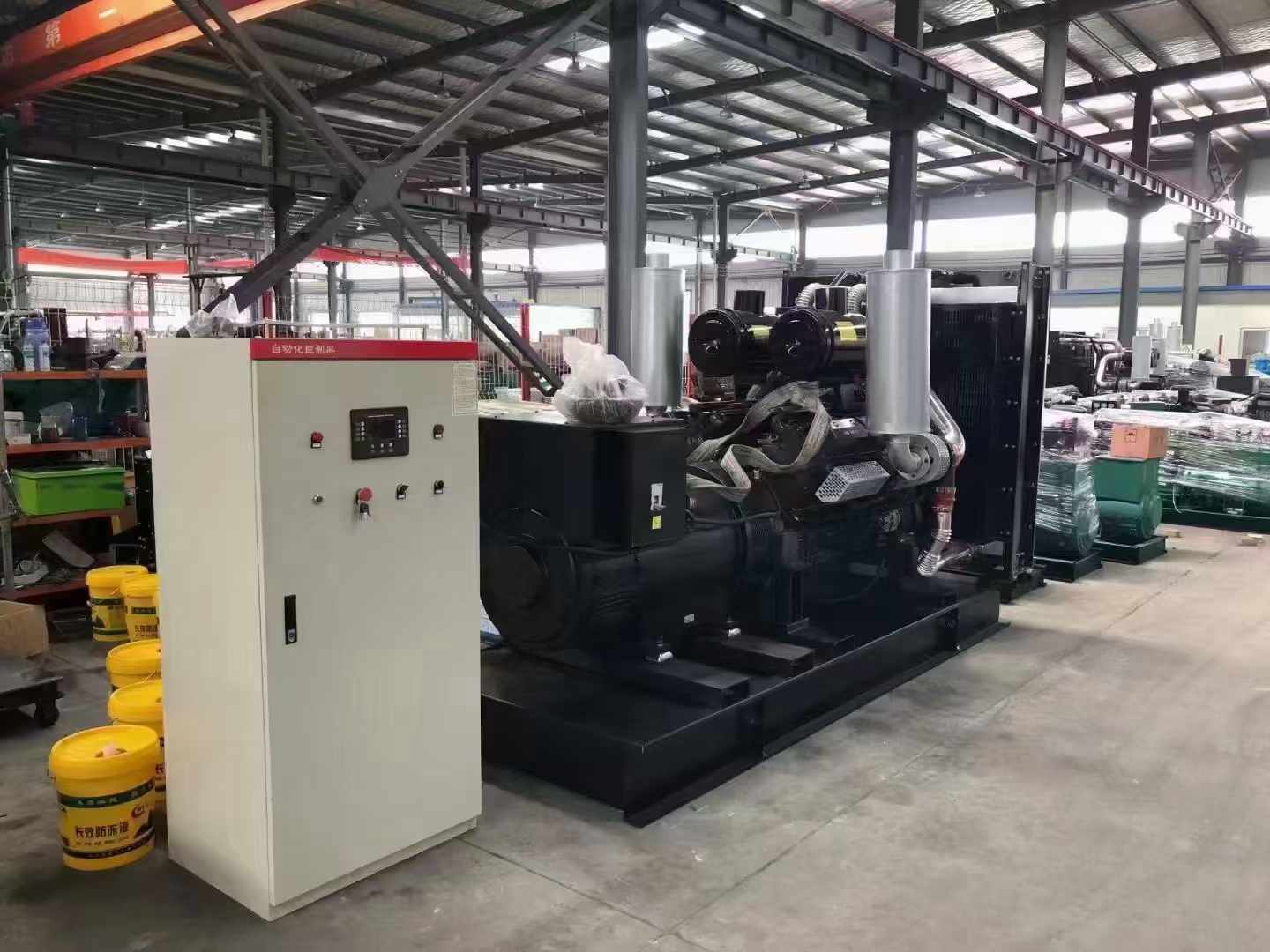 海曙柴油发电机运行时的噪音和振动水平如何？