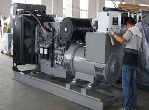 海曙柴油发电机组和储能设备配合使用的案例