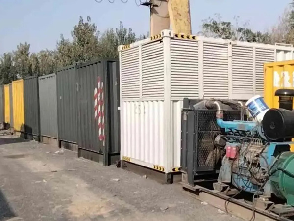 海曙200KW柴油发电机机组每小时油耗是多少？